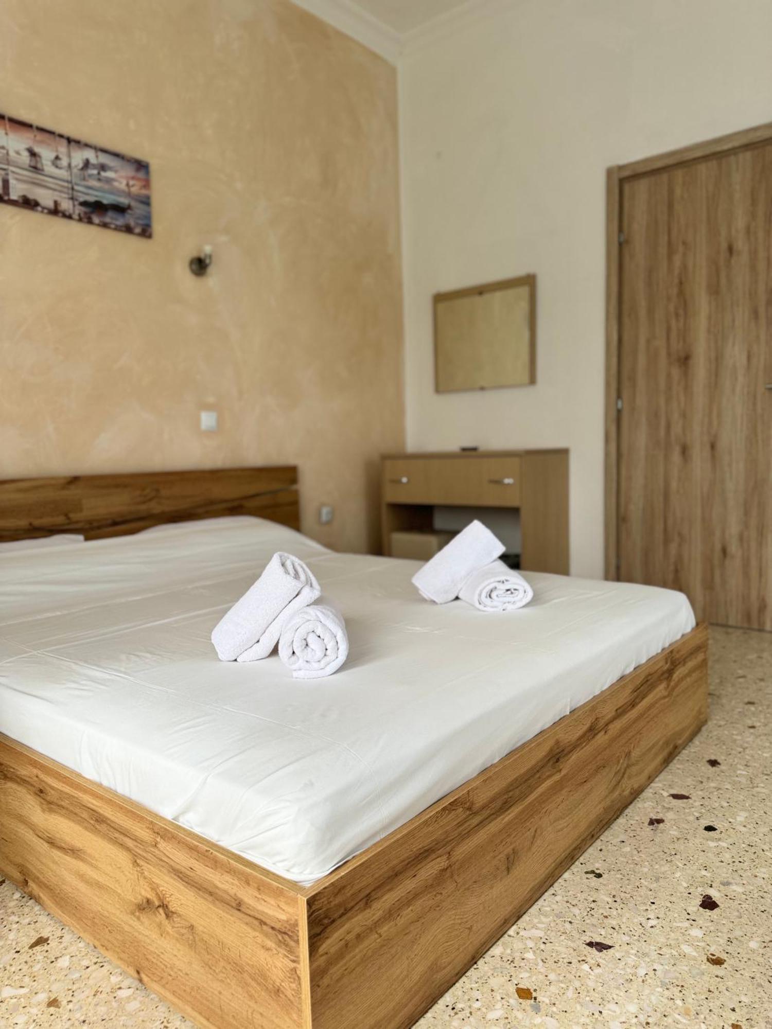 Agia Marina  Santa Marina Rooms מראה חיצוני תמונה
